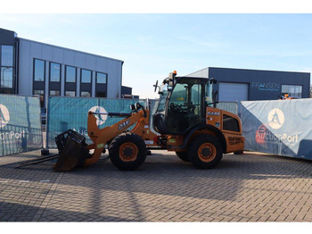 Натоварувач на тркала CASE