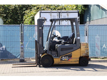 Електричен вилушкар CATERPILLAR