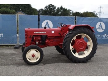 Трактор International D-439: слика 1