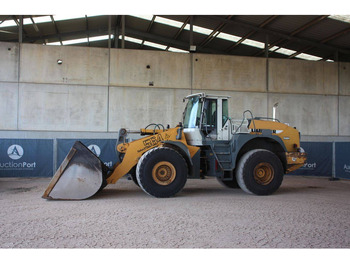 Натоварувач на тркала LIEBHERR L 564