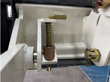 Нов Натоварувач гасеничар Nuoman T330XL: слика 5