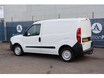 Товарно комбе Opel Combo: слика 4 Товарно комбе Opel Combo: слика 4