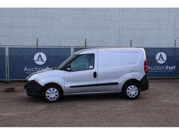 Товарно комбе OPEL