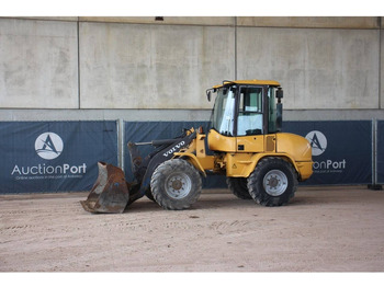 Натоварувач на тркала VOLVO L30B