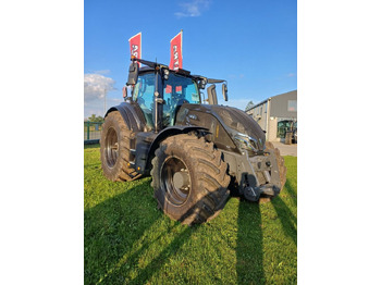 Трактор VALTRA