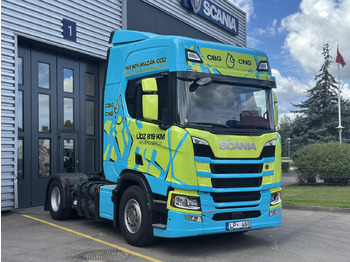 Камион влекач SCANIA R 460