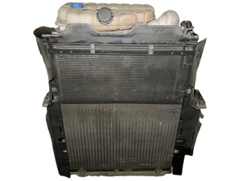 Радијатор Volvo: слика 2