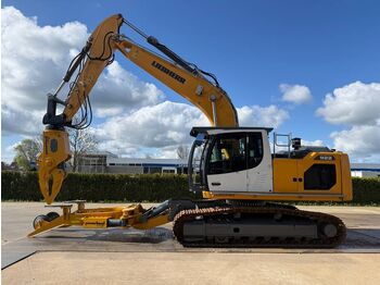 Справувач со отпад/ Индустрија LIEBHERR R 922