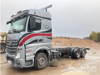 Камион со кабинска шасија MERCEDES-BENZ Actros