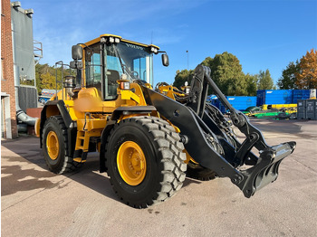 Натоварувач на тркала VOLVO L120G