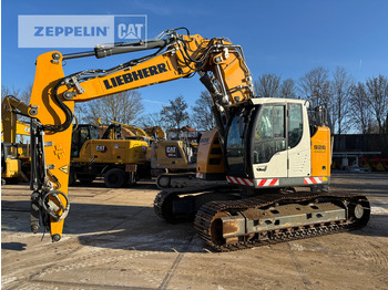 Багер гасеничар LIEBHERR R 926