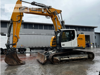 Багер гасеничар LIEBHERR R 936