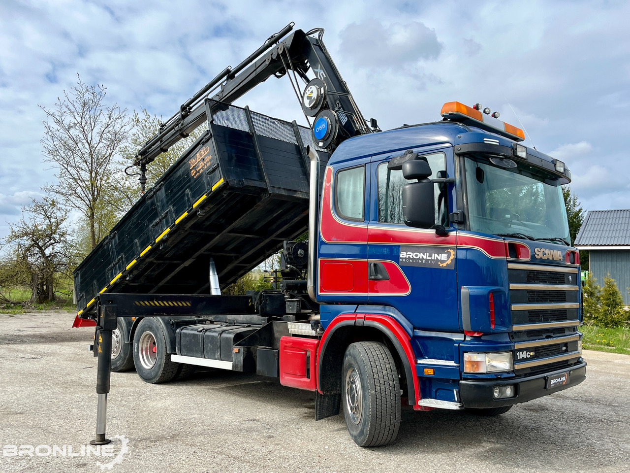 2002 SCANIA R114 6X2*4 Tipper+HIAB 166-e5 crane - Кипер, Камион со кран: слика 2 2002 SCANIA R114 6X2*4 Tipper+HIAB 166-e5 crane - Кипер, Камион со кран: слика 2
