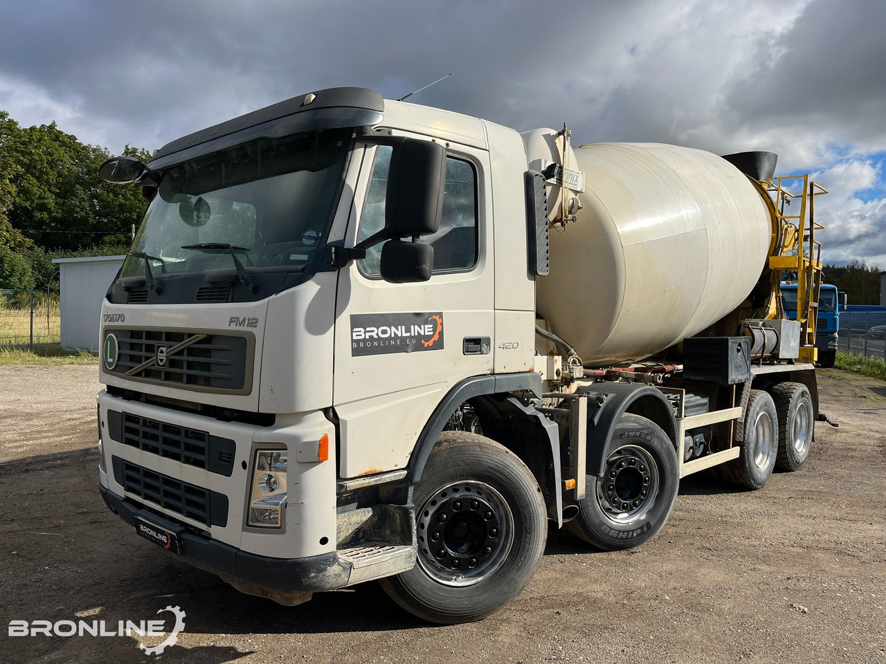2004 Volvo FM12 420 8x4 Intermix 10m³ - Камион миксер за бетон: слика 1 2004 Volvo FM12 420 8x4 Intermix 10m³ - Камион миксер за бетон: слика 1