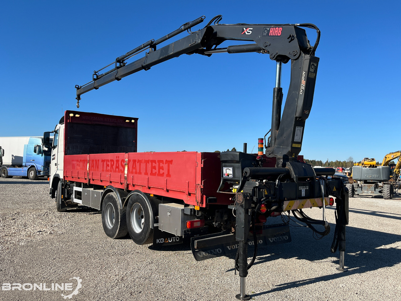 Камион со платформа, Камион со кран 2006 Volvo FH 440 6x2 Flatbed + Crane: слика 6