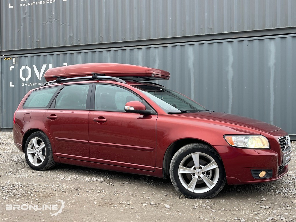 2010 Volvo V50 Facelift 1.6 80kW - Автомобил: слика 2 2010 Volvo V50 Facelift 1.6 80kW - Автомобил: слика 2