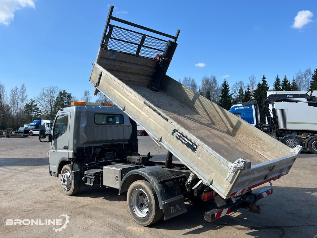2013 Mitsubishi Fuso Canter 7C15 Tipper - Кипер: слика 5 2013 Mitsubishi Fuso Canter 7C15 Tipper - Кипер: слика 5
