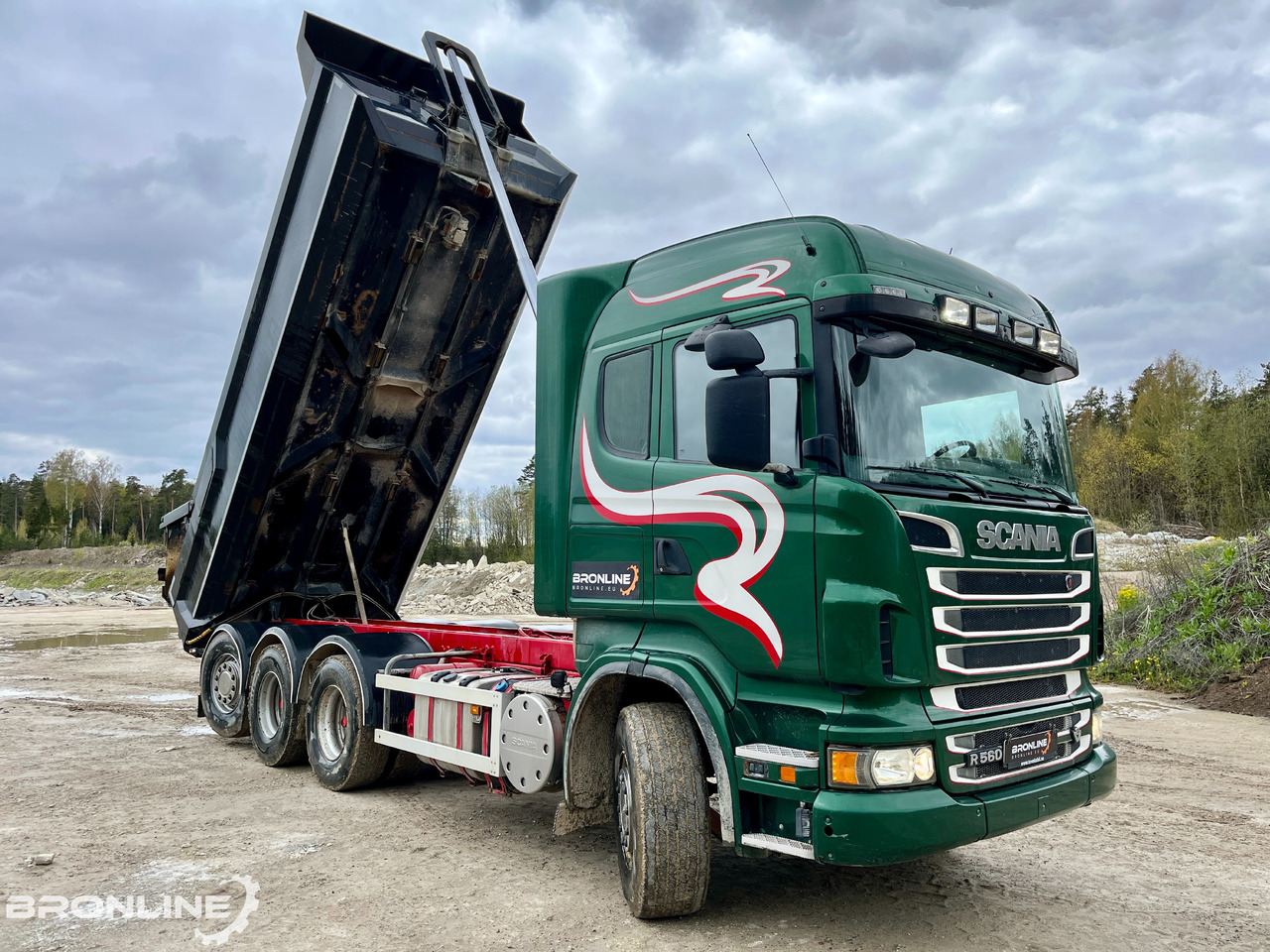 2013 V8 SCANIA R560 8X4 Tipper/Kallur/Retarder - Кипер: слика 1 2013 V8 SCANIA R560 8X4 Tipper/Kallur/Retarder - Кипер: слика 1