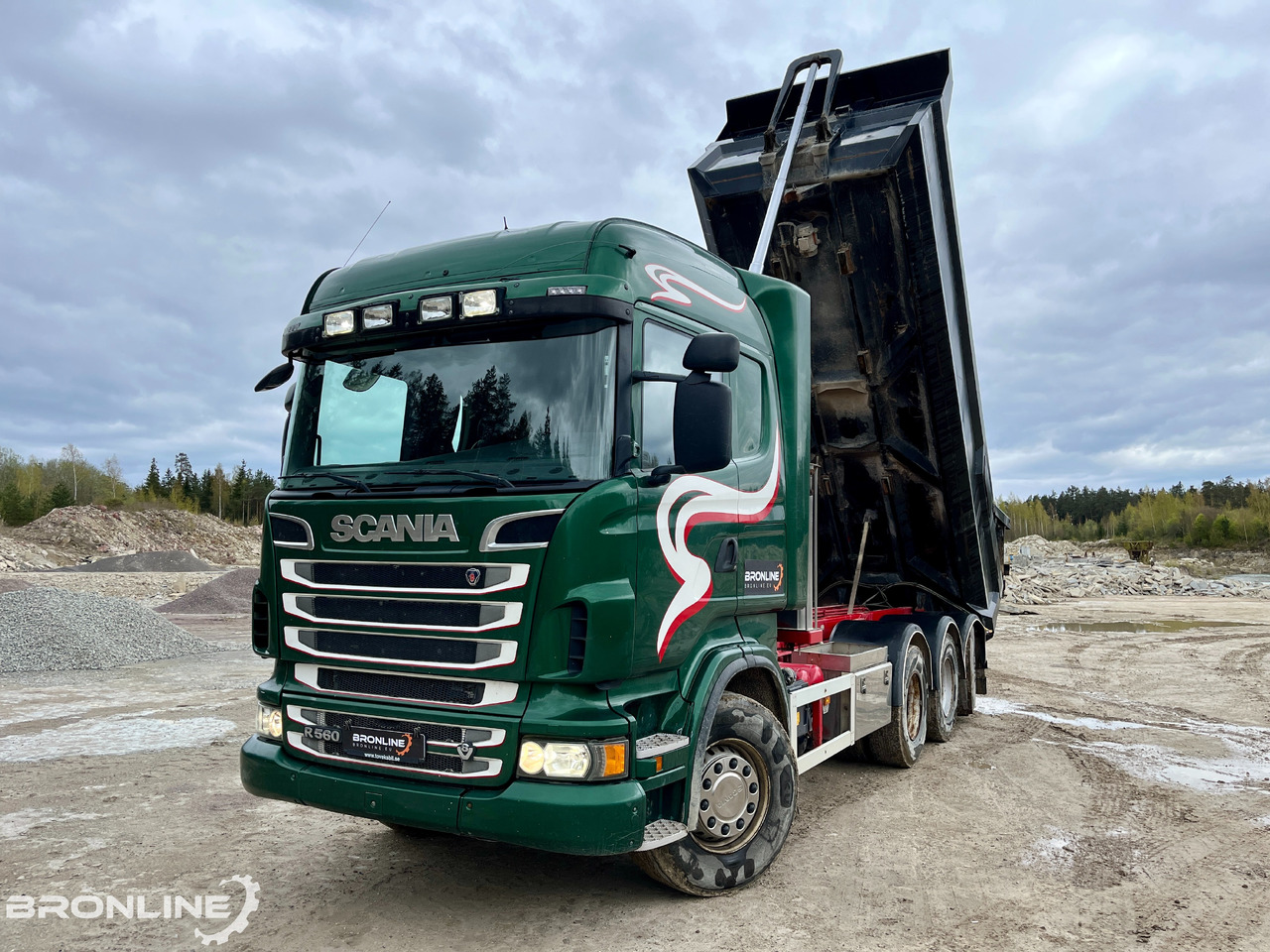 2013 V8 SCANIA R560 8X4 Tipper/Kallur/Retarder - Кипер: слика 2 2013 V8 SCANIA R560 8X4 Tipper/Kallur/Retarder - Кипер: слика 2