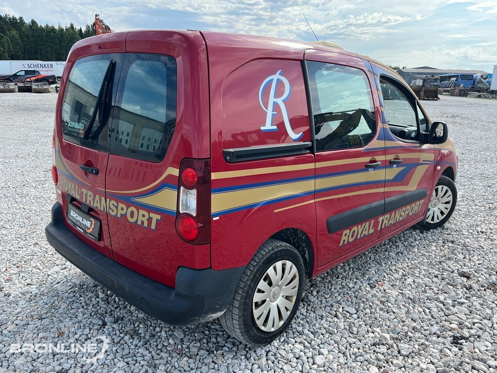 2015 Citroën Berlingo 1.6 84kW - Автомобил: слика 5 2015 Citroën Berlingo 1.6 84kW - Автомобил: слика 5