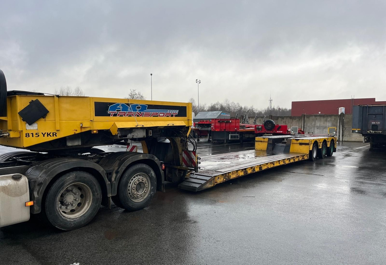 Faymonville STBZ-3VA Low-Bed 3-axle Trailer - Полуприколка за низок утовар: слика 1 Faymonville STBZ-3VA Low-Bed 3-axle Trailer - Полуприколка за низок утовар: слика 1