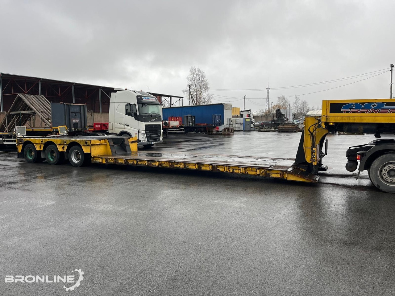 Faymonville STBZ-3VA Low-Bed 3-axle Trailer - Полуприколка за низок утовар: слика 4 Faymonville STBZ-3VA Low-Bed 3-axle Trailer - Полуприколка за низок утовар: слика 4