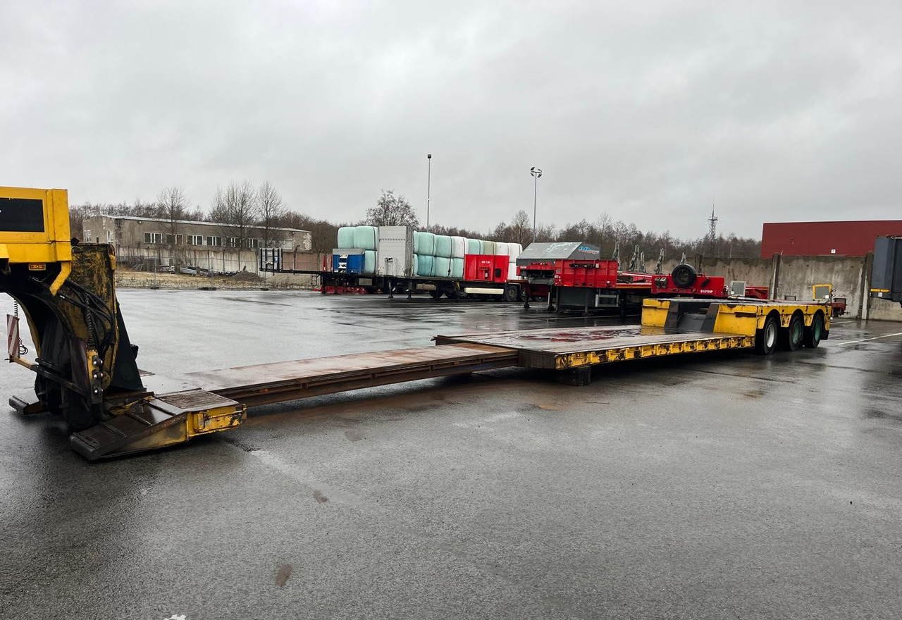 Faymonville STBZ-3VA Low-Bed 3-axle Trailer - Полуприколка за низок утовар: слика 2 Faymonville STBZ-3VA Low-Bed 3-axle Trailer - Полуприколка за низок утовар: слика 2