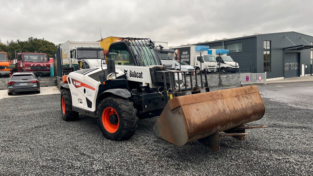 Bobcat T35.105LB Teleskoplader 7600 Kg Gabel Schaufel - Натоварувач на тркала: слика 3 Bobcat T35.105LB Teleskoplader 7600 Kg Gabel Schaufel - Натоварувач на тркала: слика 3