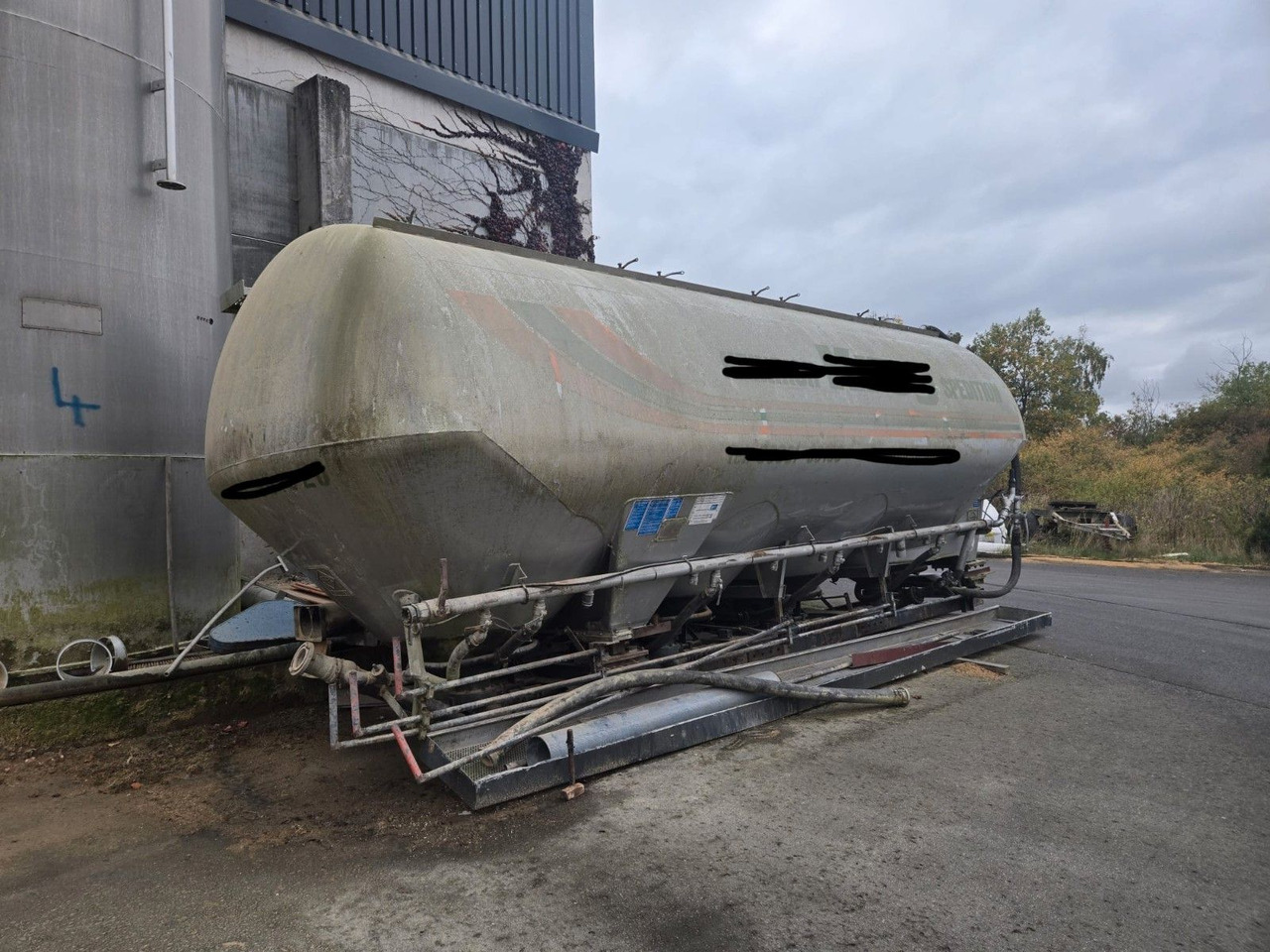 Feldbinder Silo Waage 31.000 Ltr - Полуприколка силос: слика 1 Feldbinder Silo Waage 31.000 Ltr - Полуприколка силос: слика 1