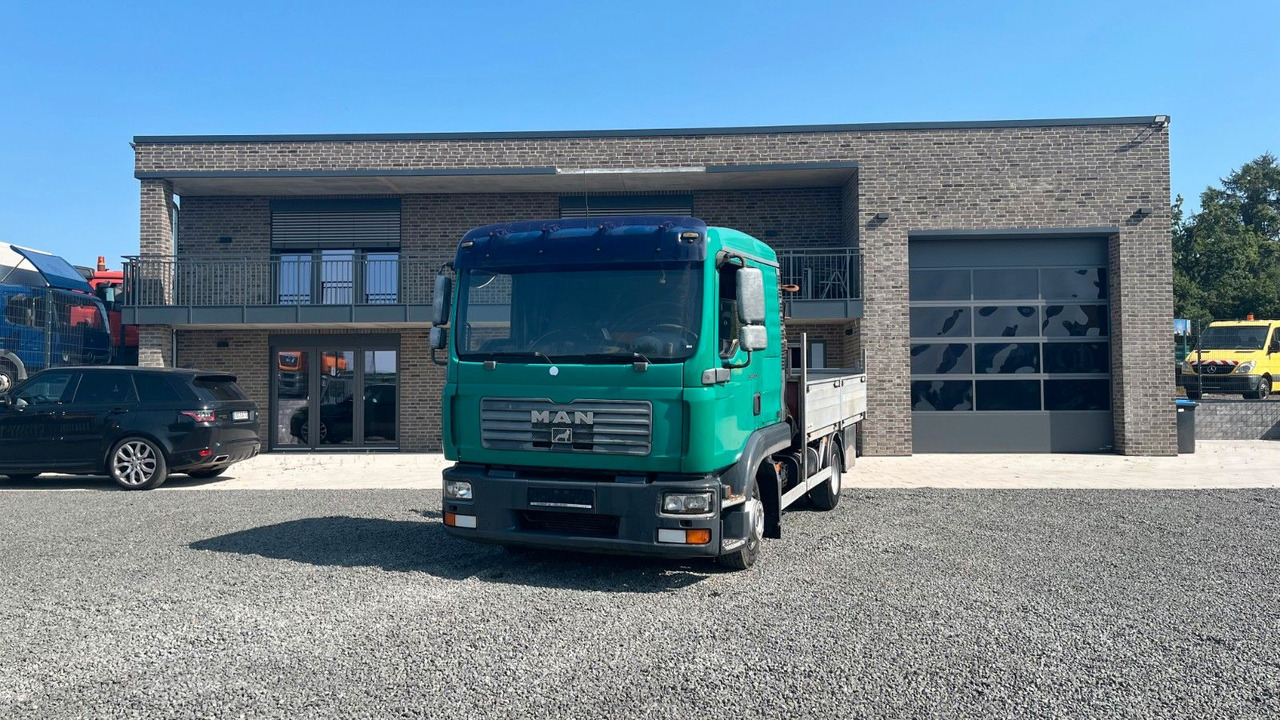 MAN TGL 8.180 4x2 Kran Hiab Tempomat MAN TGL 8.180 4x2 Kran Hiab Tempomat - Камион со платформа, Камион со кран: слика 1 MAN TGL 8.180 4x2 Kran Hiab Tempomat MAN TGL 8.180 4x2 Kran Hiab Tempomat - Камион со платформа, Камион со кран: слика 1