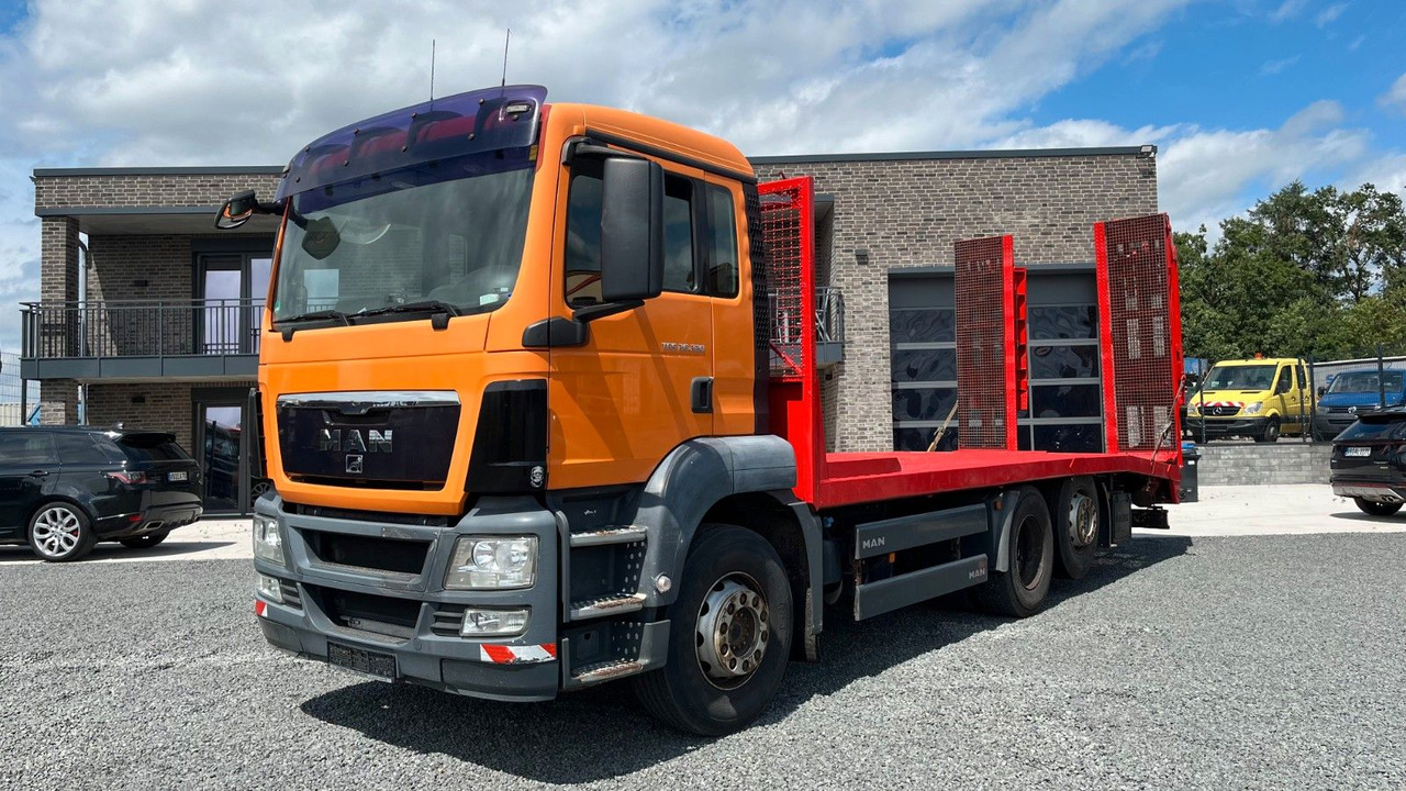MAN TGS 26.320 Abschlepper Transporter Baumaschinen - Камион за влечење: слика 2 MAN TGS 26.320 Abschlepper Transporter Baumaschinen - Камион за влечење: слика 2