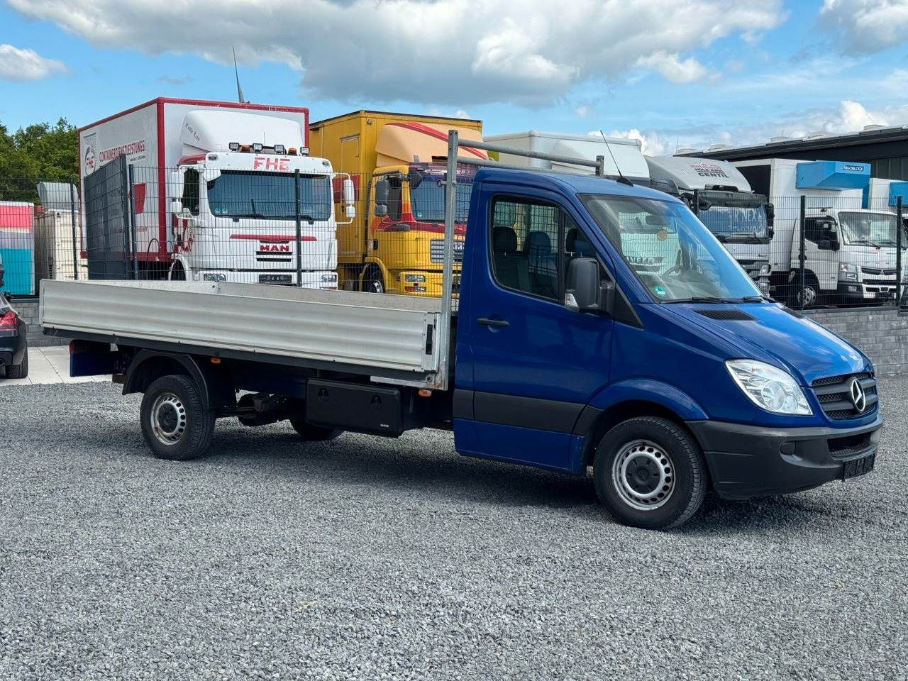 Mercedes-Benz Sprinter 316 CDI Pritsche - Комбе со отворен сандак: слика 4 Mercedes-Benz Sprinter 316 CDI Pritsche - Комбе со отворен сандак: слика 4