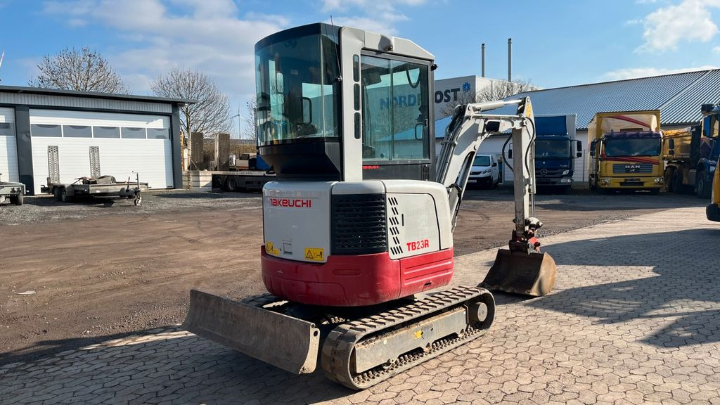 Takeuchi TB23R Minibagger 2670 Kg - Мини багер: слика 4 Takeuchi TB23R Minibagger 2670 Kg - Мини багер: слика 4