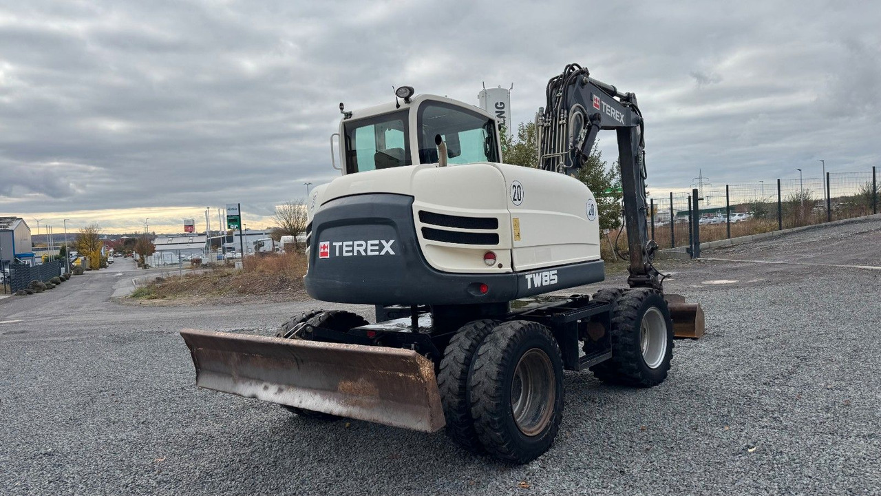 Terex TW85 Mobilbagger Verstellausleger - Багер на тркала: слика 4 Terex TW85 Mobilbagger Verstellausleger - Багер на тркала: слика 4
