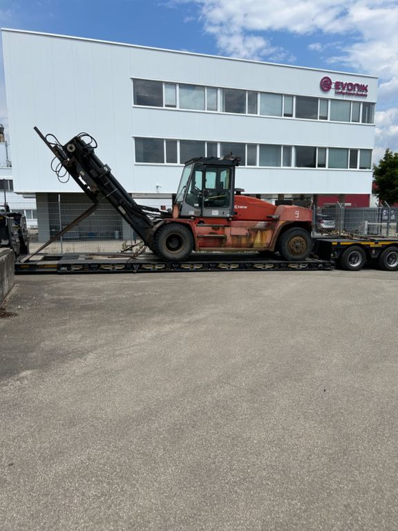 Kalmar DCE 160 - 12 Kalmar DCE 160 - 12 - Вилушкар: слика 4 Kalmar DCE 160 - 12 Kalmar DCE 160 - 12 - Вилушкар: слика 4