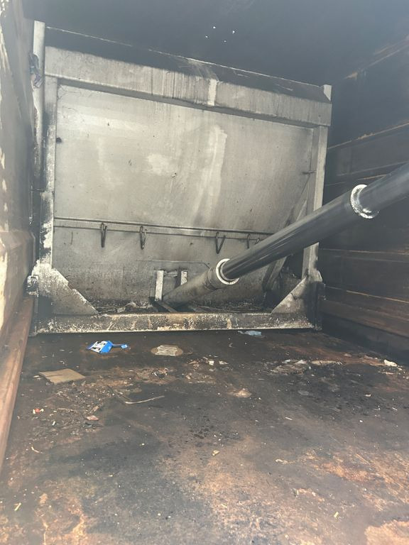 MAN TGA 26.310 6x2 BL MAN TGA 26.310 6x2 BL - Камион за ѓубре: слика 4 MAN TGA 26.310 6x2 BL MAN TGA 26.310 6x2 BL - Камион за ѓубре: слика 4