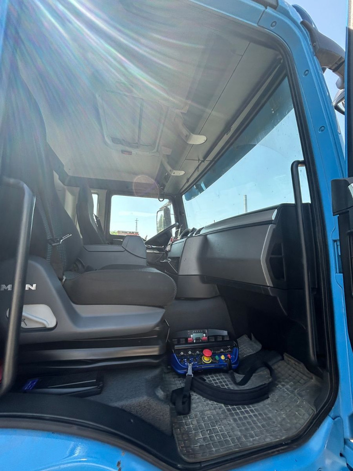 MAN TGS 8x2 mit HMF Kran 6020 Jip Winde - Камион со кран: слика 5 MAN TGS 8x2 mit HMF Kran 6020 Jip Winde - Камион со кран: слика 5