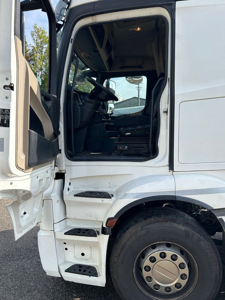 Mercedes-Benz Actros 2646 6x2 BL - Камион со кука за подигање: слика 3 Mercedes-Benz Actros 2646 6x2 BL - Камион со кука за подигање: слика 3
