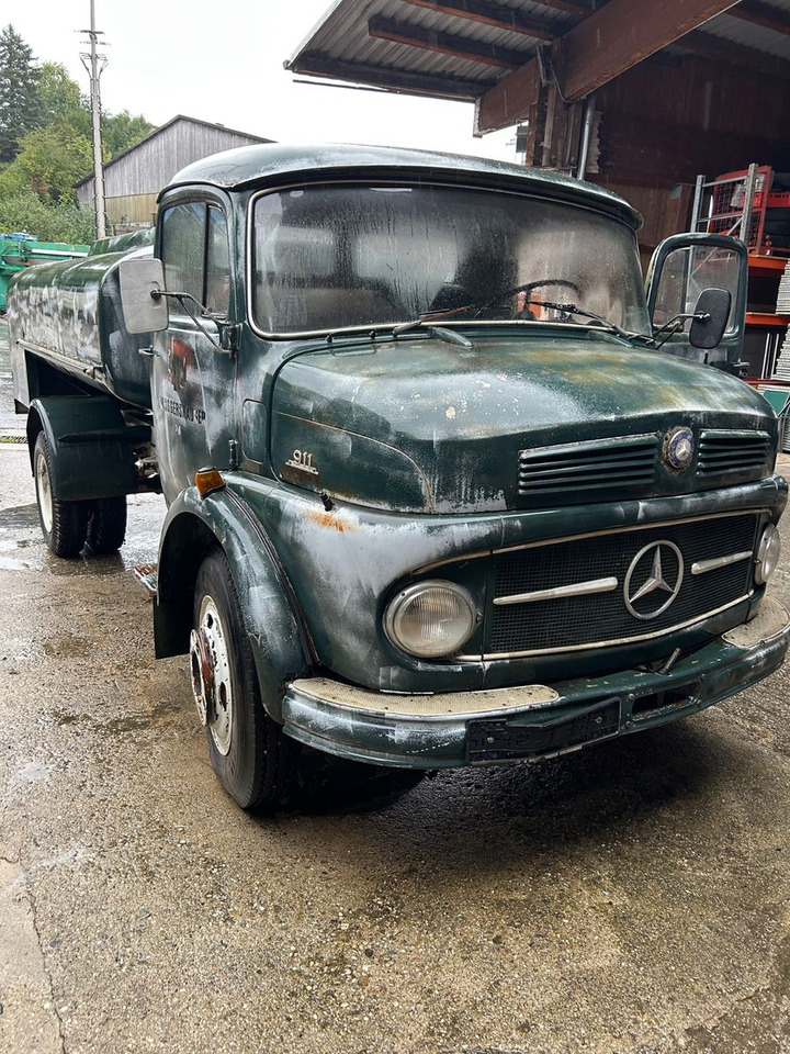 Mercedes-Benz L 911 4x2 Baujahr 1966 - Камион со кабинска шасија: слика 4 Mercedes-Benz L 911 4x2 Baujahr 1966 - Камион со кабинска шасија: слика 4