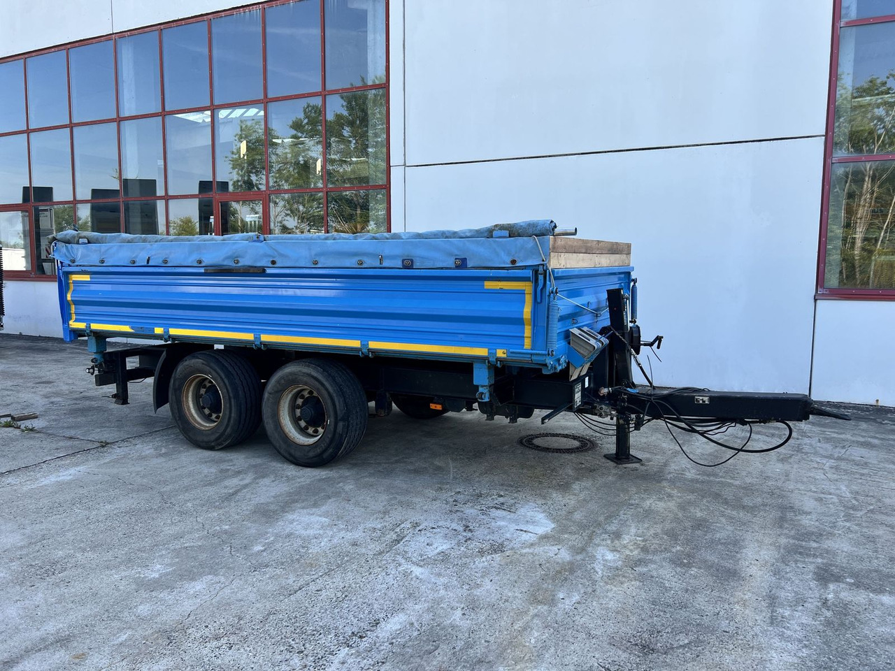 Blomenröhr 14 t Tandemkipper- Tieflader, Breitbereifung - Кипер приколка: слика 1 Blomenröhr 14 t Tandemkipper- Tieflader, Breitbereifung - Кипер приколка: слика 1