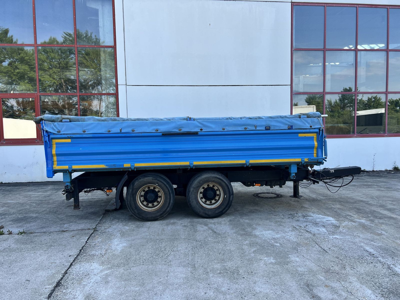 Blomenröhr 14 t Tandemkipper- Tieflader, Breitbereifung - Кипер приколка: слика 2 Blomenröhr 14 t Tandemkipper- Tieflader, Breitbereifung - Кипер приколка: слика 2
