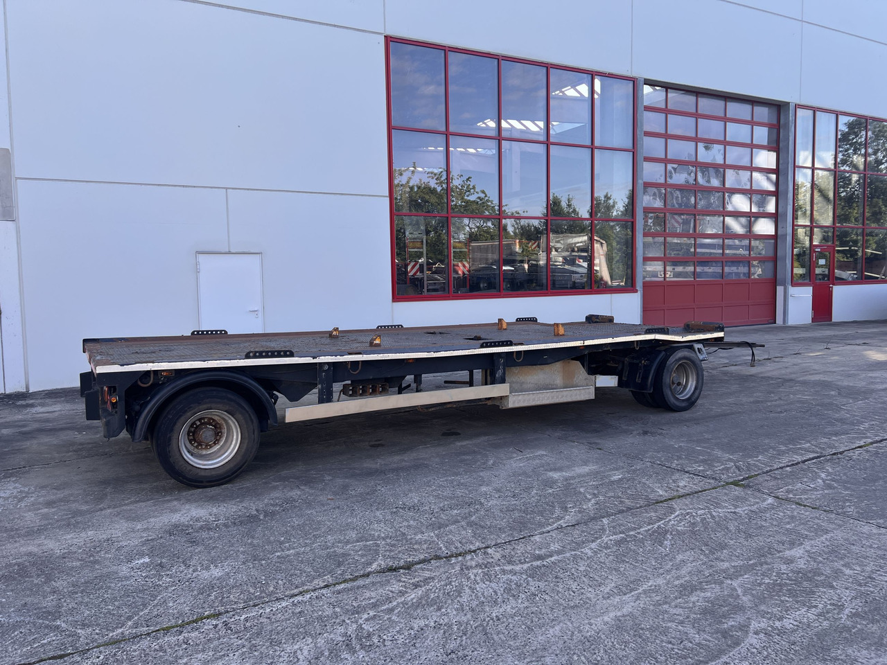 Dinkel DAC 18000 2 Achs Kombi- Anhänger für Abroll- oder Absetzmulden oder Tieflader - Роло/ Подизач приколка: слика 4 Dinkel DAC 18000 2 Achs Kombi- Anhänger für Abroll- oder Absetzmulden oder Tieflader - Роло/ Подизач приколка: слика 4