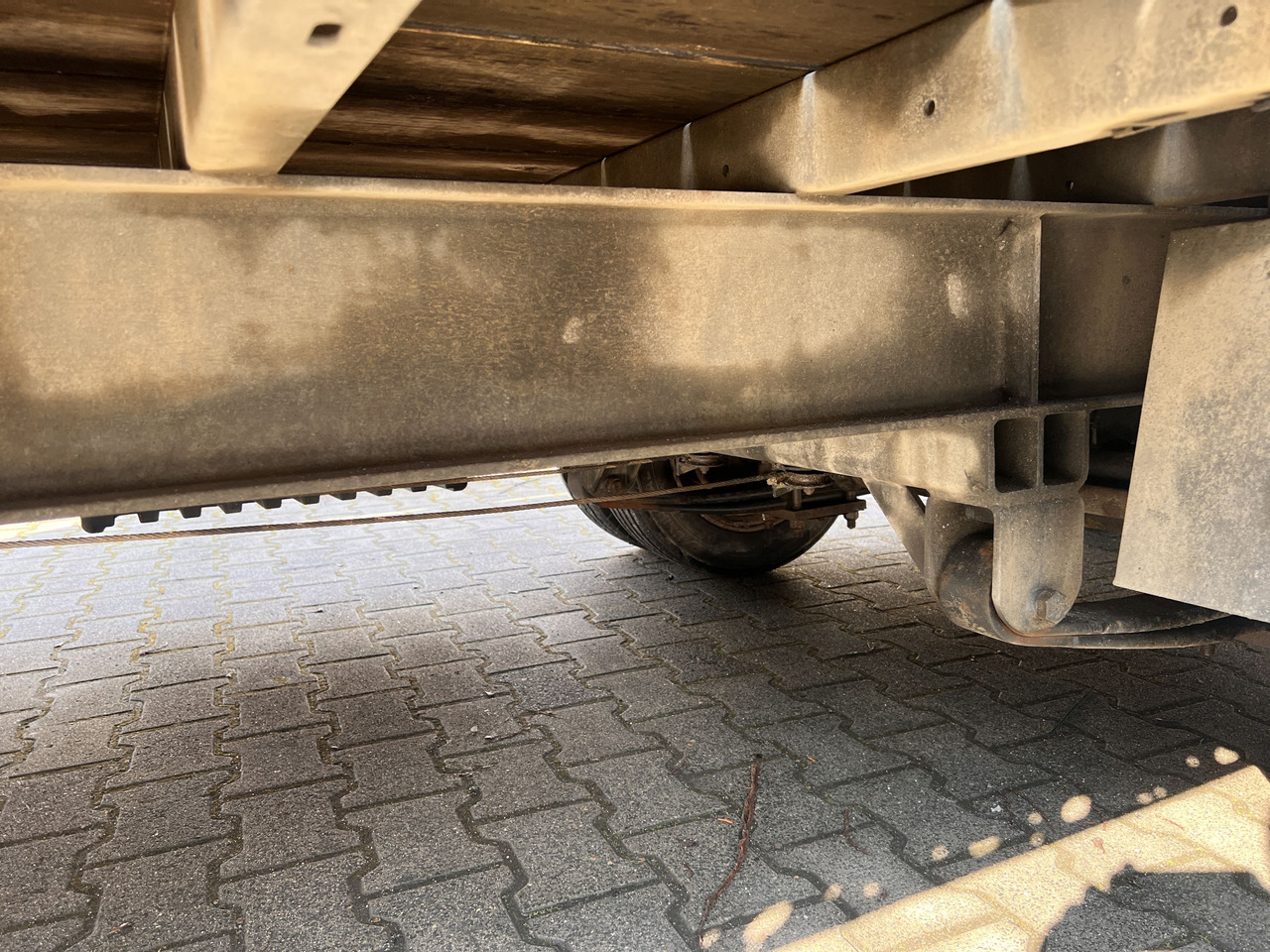 Приколка за низок утовар за транспорт на тешка машини Humbaur HBTZ 137224  14,4 t Tandem- Pritschenanhänger- Tieflader: слика 8