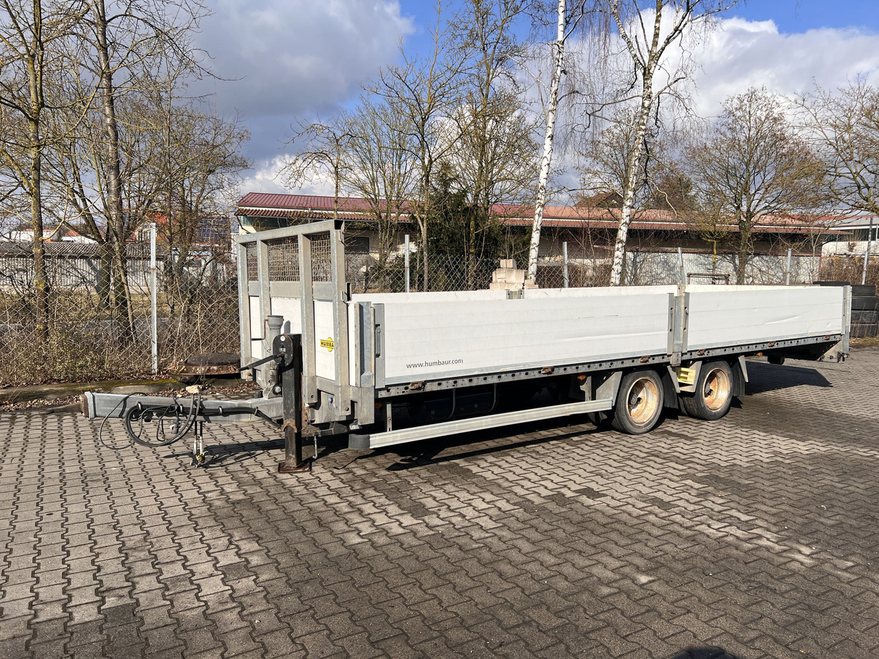 Humbaur HBTZ 137224 14,4 t Tandem- Pritschenanhänger- Tieflader - Приколка за низок утовар: слика 2 Humbaur HBTZ 137224 14,4 t Tandem- Pritschenanhänger- Tieflader - Приколка за низок утовар: слика 2