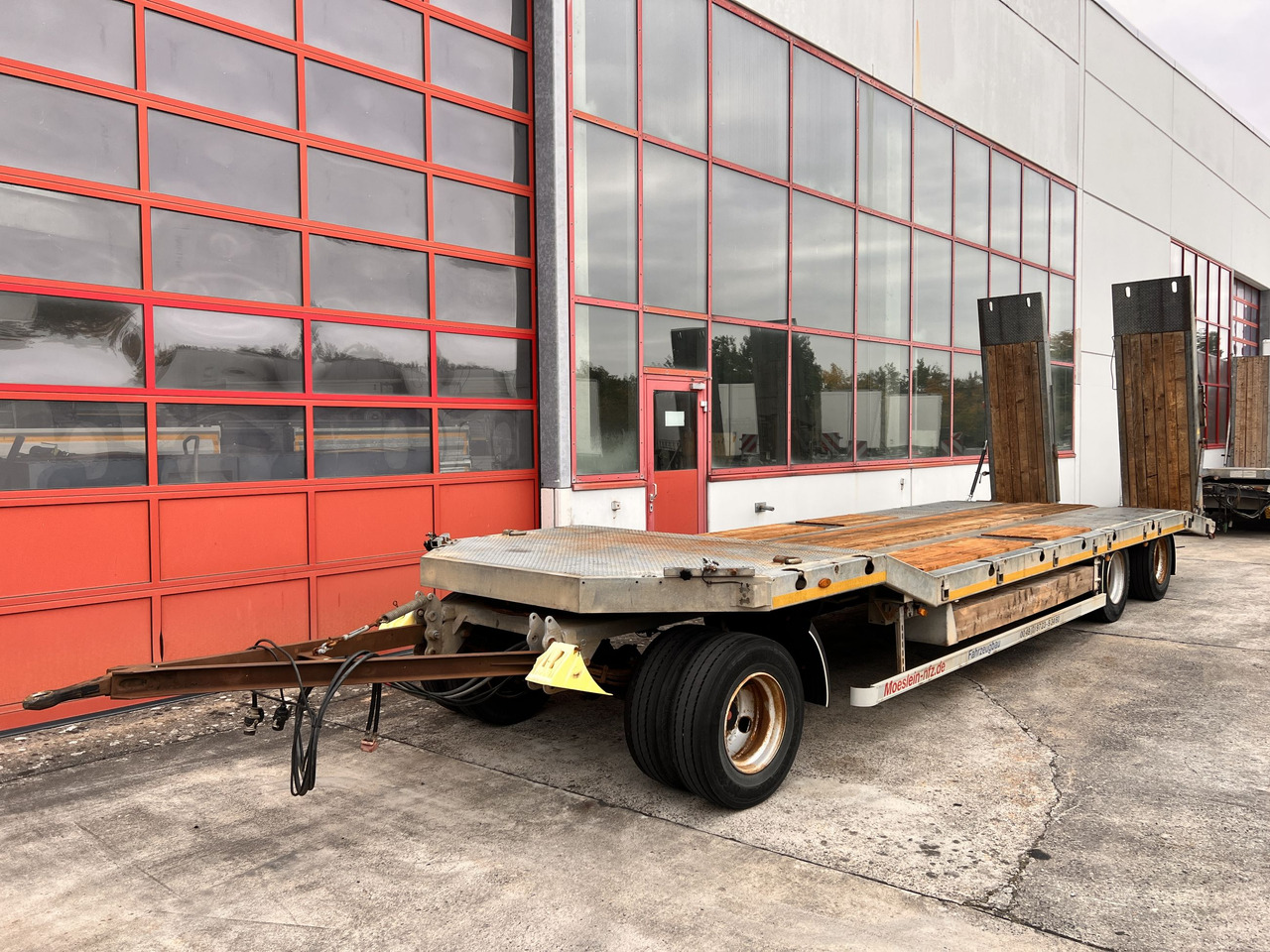 Möslein TF3 Schwebheim 3 Achs Tiefladeranhänger - Приколка за низок утовар: слика 4 Möslein TF3 Schwebheim 3 Achs Tiefladeranhänger - Приколка за низок утовар: слика 4