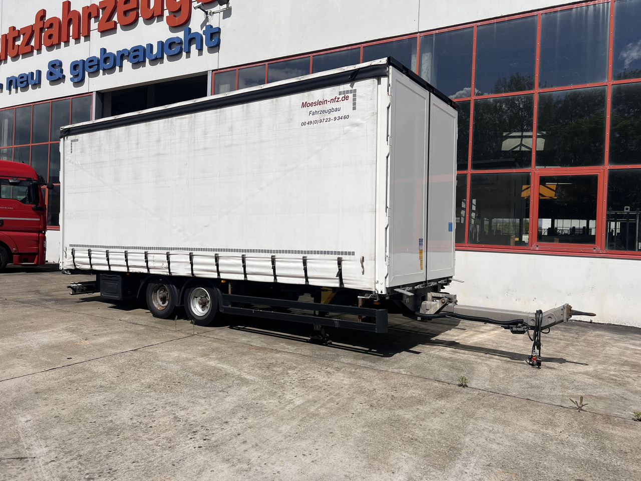 Möslein TPW 105 D Schwebheim Tandemplanenanhänger durchladbar - Приколка со церада: слика 3 Möslein TPW 105 D Schwebheim Tandemplanenanhänger durchladbar - Приколка со церада: слика 3