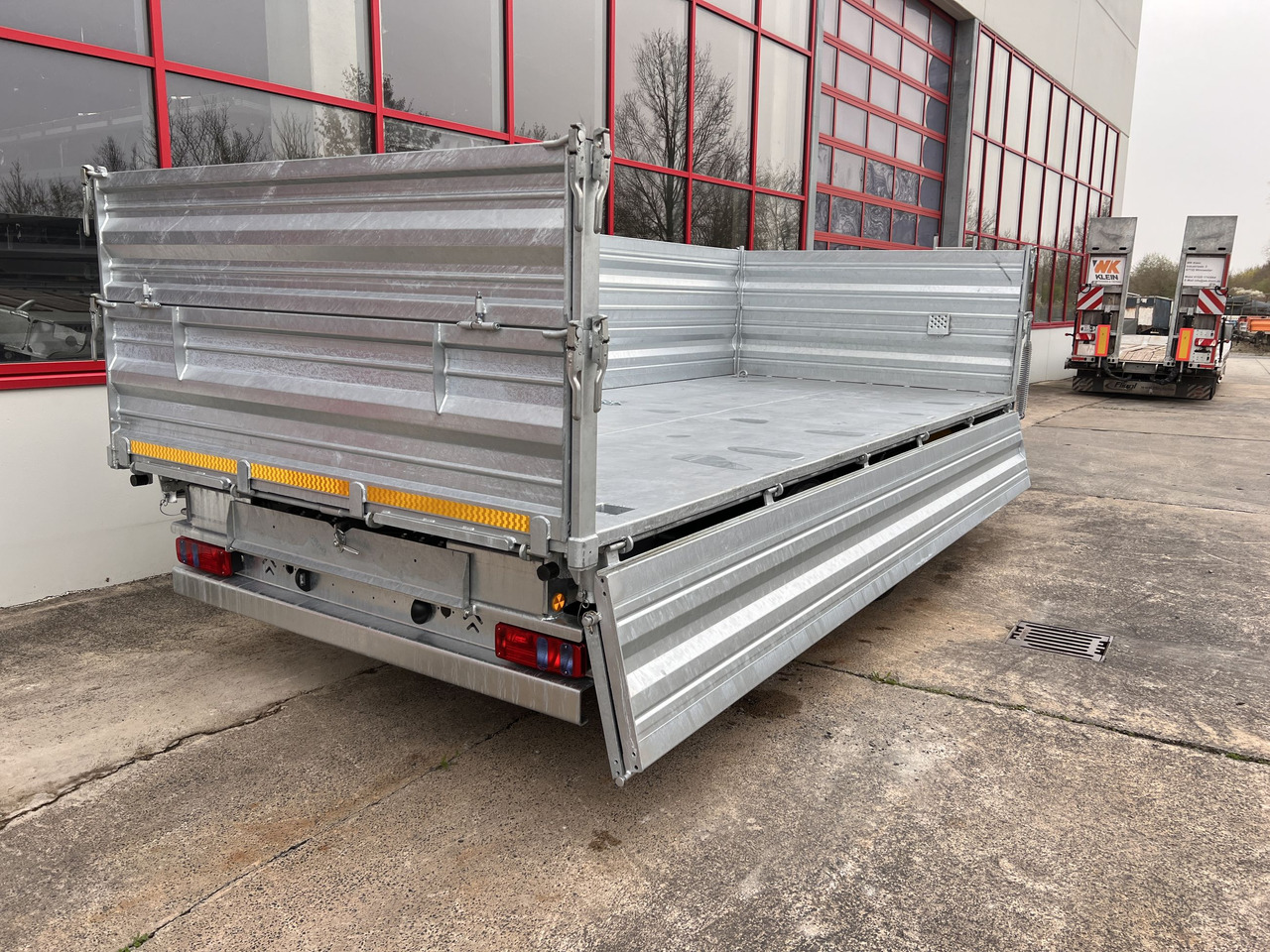 Möslein TTD 19 AB 19 t Tandem 3 Seiten Kipper TiefladerAufsatzbordwänden-- Neufahrzeug -- - Кипер приколка: слика 5 Möslein TTD 19 AB 19 t Tandem 3 Seiten Kipper TiefladerAufsatzbordwänden-- Neufahrzeug -- - Кипер приколка: слика 5