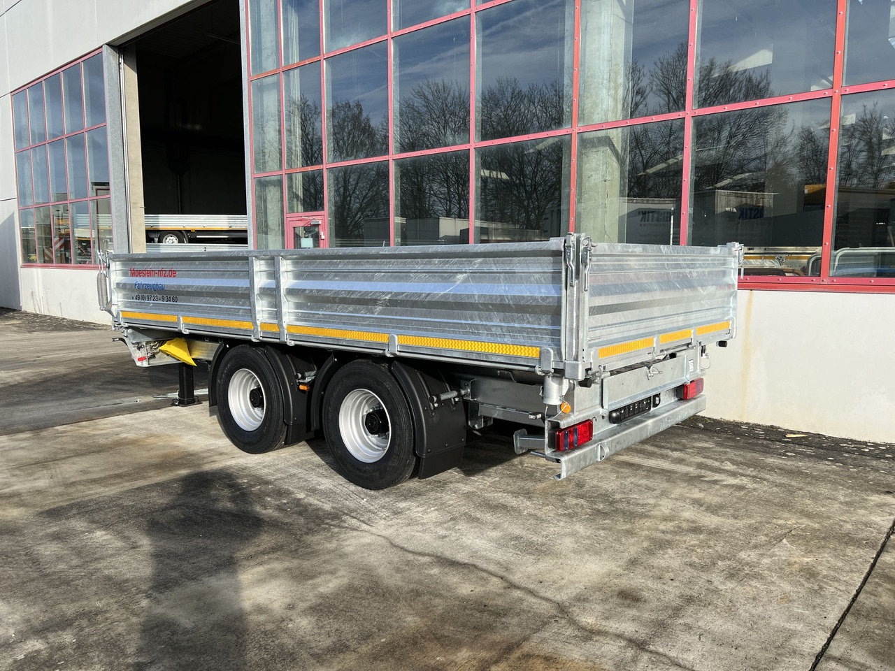 Möslein TTD 19 B neuer 19 t Tandemkipper- Tieflader - Кипер приколка: слика 5 Möslein TTD 19 B neuer 19 t Tandemkipper- Tieflader - Кипер приколка: слика 5