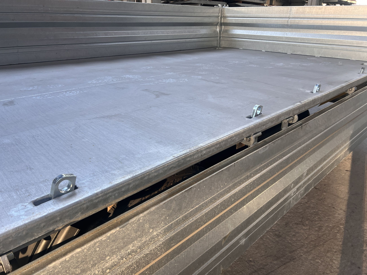 Möslein TTD 19 B neuer 19 t Tandemkipper- Tieflader - Кипер приколка: слика 2 Möslein TTD 19 B neuer 19 t Tandemkipper- Tieflader - Кипер приколка: слика 2