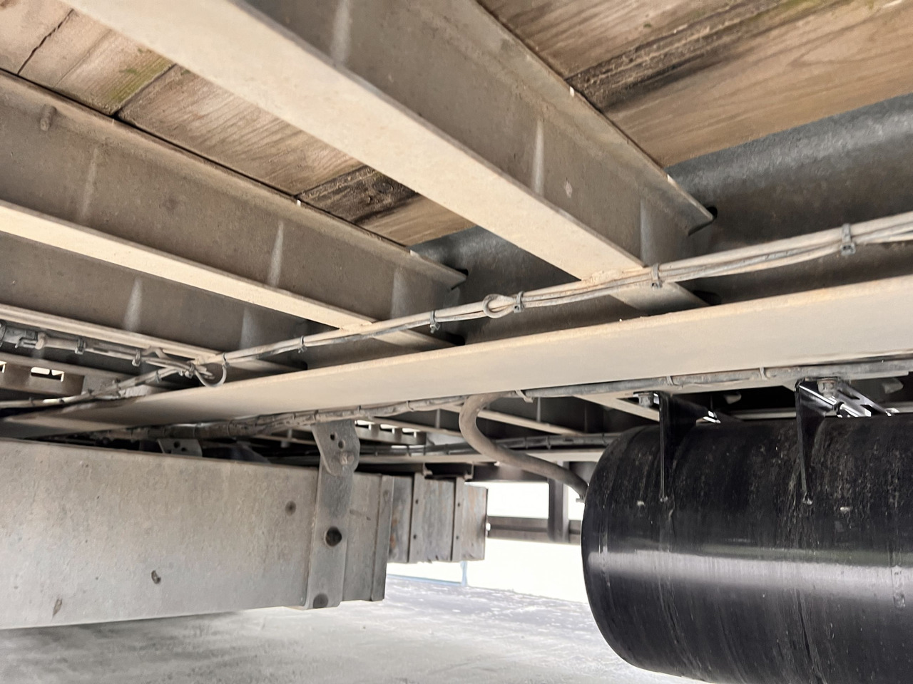 Müller Mitteltal D3 3 Achs Tieflader 9 m, Verzinkt, Wenig Benutzt - Приколка за низок утовар: слика 2 Müller Mitteltal D3 3 Achs Tieflader 9 m, Verzinkt, Wenig Benutzt - Приколка за низок утовар: слика 2